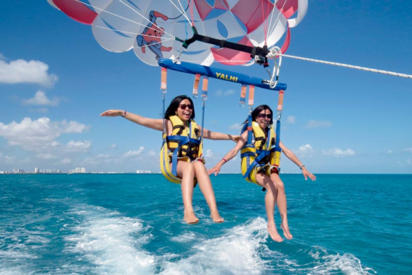 Parasailing (2)